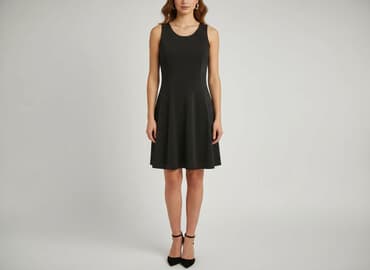 sukienki dla niskich i puszystych: Sukienka damska, rozmiar S — 1