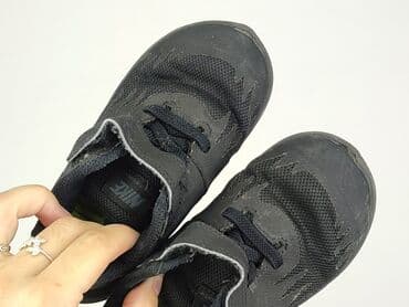 sandały z cyrkoniami ccc: Buty sportowe Nike, 25, Używany — 4