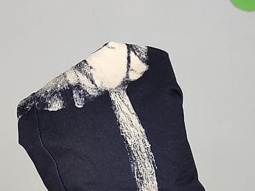 pull and bear bezrekawnik: Bluzka damska, rozmiar M — 5