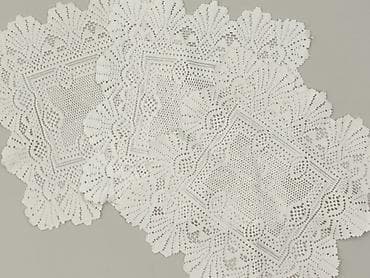 Серветка 33 x 33, колір - Білий, стан - Дуже гарний