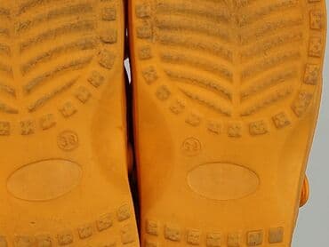 Sandały i klapki: Crocs, Sandały damskie, 38, stan - Dobry — 5