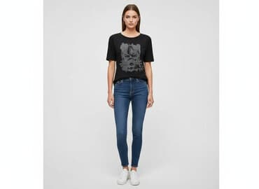 zara t shirt oversize: Zara, Women`s T-shirt, size S — 1