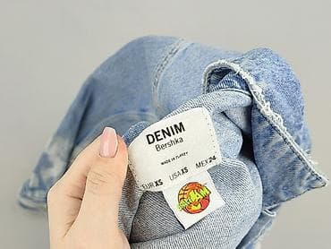 pull and bear kurtka bomber: Bershka, Kurtka jeansowa damska, rozmiar XS — 4