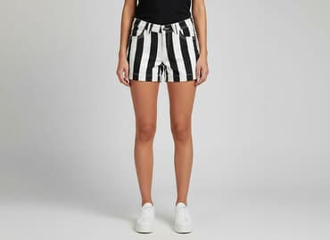 srebrne sandały reserved: Janina, Szorty damskie, rozmiar S — 7