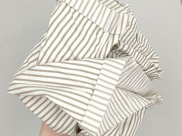 krótkie spodenki i nogi z cellulitem: Vero Moda, Szorty damskie, M — 6