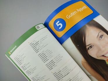 Książki: Książka, gatunek - Literatura faktu, stan - Bardzo dobry — 3