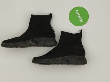 kozaki na grubej podeszwie ccc: 39 — 2