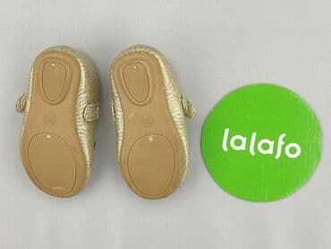 swiecaca sukienka dla dziewczynki: Buciki niemowlęce, 20, stan - Idealny — 3