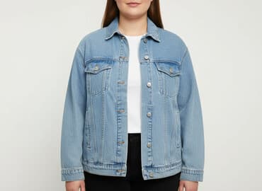 mohito kurtka jeansowa z nadrukiem: Denim, Women`s jeans jacket, size XL — 1