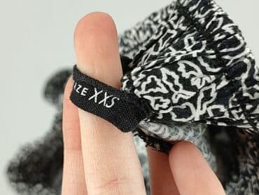 krótkie spodenki oddychające: Sinsay, Szorty damskie, rozmiar 2XS — 6