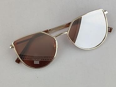 cropp krawat: Okulary, Przeciwsłoneczne, Kocie oczy kształt, stan - Bardzo dobry — 1