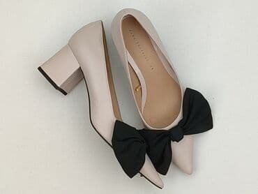 obuwia lakierowane kozaki ccc: Zara, Półbuty damskie, rozmiar 38 — 1