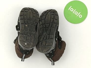 Kids' Footwear: Snow boots, 30, condition - Good — 4