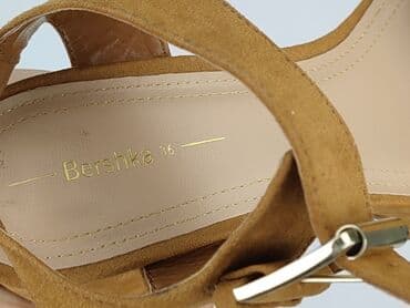 beżowe kozaki ccc: Bershka, Sandały damskie, 36 — 5