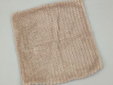 Poszewki: Pillowcase, 41 x 40, kolor - Beżowy, stan - Bardzo dobry