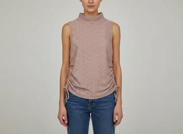 sukienka maskująca brzuch i biodra: Bluzka damska, rozmiar S — 1