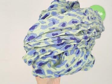 h: Scarf, Female, condition - Very good — 3