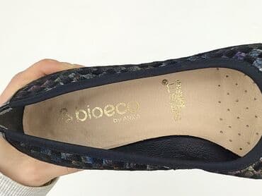 kozaki na grubej podeszwie ccc: Półbuty damskie, 37 — 5