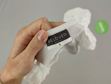 biale bluzki z bufiastymi rekawami: Beloved, Bluzka damska, rozmiar S — 4