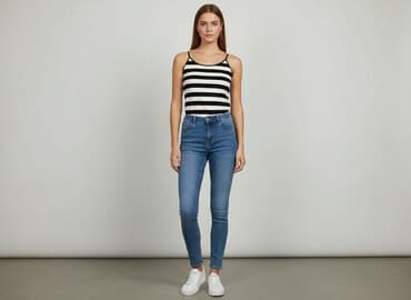 bluzki wyszczuplające sylwetkę: T-shirt damski, rozmiar S — 5