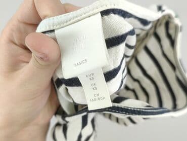 krótkie spodenki i marynarka: H&M, Women`s T-shirt, size XS (EU 34) — 4