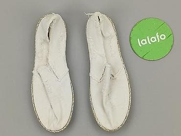 kapcie pikaczu: Białe espadryle damskie slip-on - Typ: espadryle, wsuwane - Kolor — 2