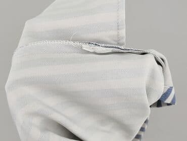 krótkie spodenki z kieszonka z tylu: PULL&BEAR, Szorty damskie, rozmiar XS — 5