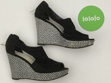 sandały koturna ccc: Sandals for women, size 38 — 4