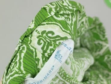 krótkie spodenki i nogi z cellulitem: Primark, Szorty damskie, rozmiar M — 4