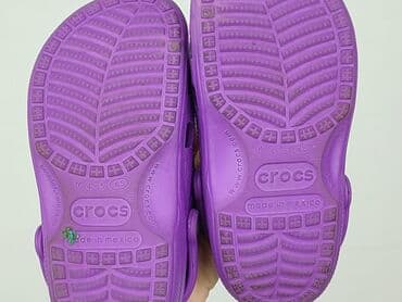 sandały zakryte pięty i palce: Klapki Crocs, 15 i mniejsze, Używany — 4