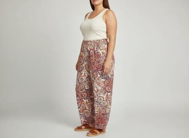 hello kitty spodnie shein: Shein Curve, Material trousers for women, size 3XL — 1