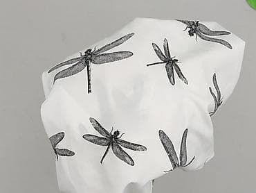 b: Women's blouse, size 3XL — 5