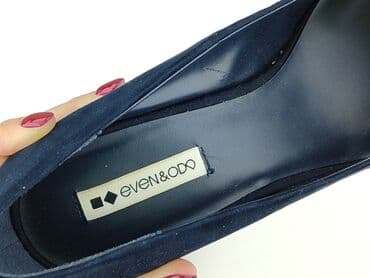 buty z hello kitty na wysokiej podeszwie: Лофери та туфлі жіночі, розмір 40 — 6