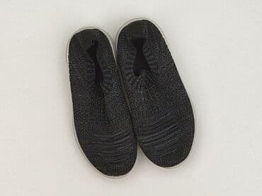 Slippers 30, Used