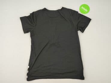 mock up t shirty: Women`s T-shirt, size L (EU 40) — 3