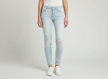 dziurawe dżinsy: Bershka, Jeansy damskie, rozmiar S — 1