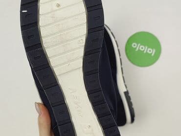 sukienki piotrków trybunalski: Sneakersy dla mężczyzn, 42 — 4