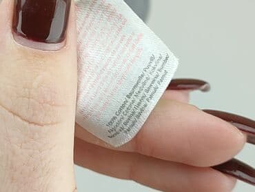 sukienka ażurowa h: Body, 3-6 miesięcy, 
stan - Bardzo dobry — 5