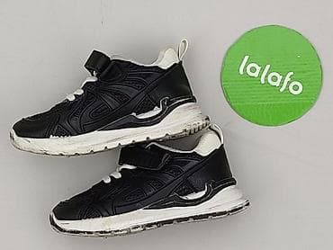bluzy levis: Buty sportowe 26, Używany — 3
