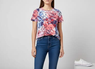 Women`s T-shirt, size S at lalafo.pl Women`s T-shirt, size S