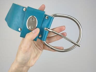 sinsay czapki damskie zimowe: Pasek, Damskie, stan - Bardzo dobry — 4