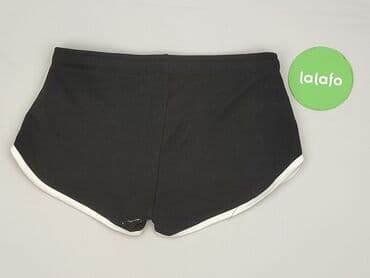 krótkie spodenki i nogi z cellulitem: FB Sister, Szorty damskie, rozmiar XS — 3