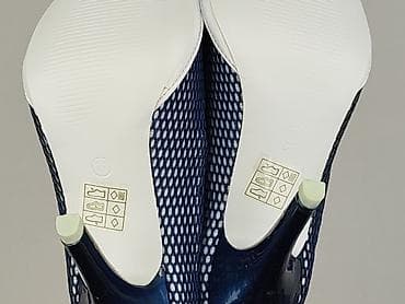 buty z sercem: Vices, Półbuty damskie, rozmiar 37 — 4