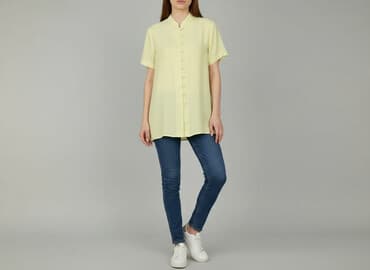 t shirty ze stójką: Women`s shirt, size M — 1