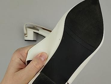 sandalki biale: Półbuty damskie, rozmiar 39 — 5