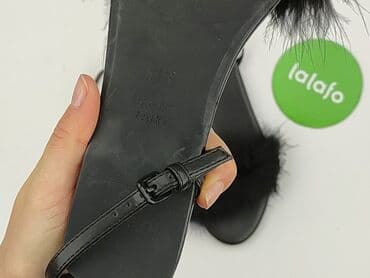 kozaki na grubej podeszwie ccc: Sandały damskie, 38 — 5