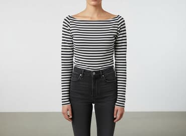 biała bluzka w granatowe paski: Ovs, Жіноча блуза, розмір M на lalafo.pl — 1 biała bluzka w granatowe paski: Ovs, Жіноча блуза, розмір M — 1