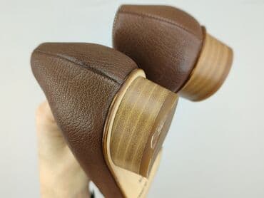 ccc kozaki czarne: Półbuty damskie, 38.5 — 7