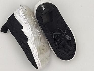 skarpety trailowe: Buty sportowe 28, Używany — 1