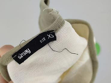 black squad bluza: Sinsay, Women`s T-shirt, size XS — 4